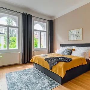 Kaizl Park Aparthotel
