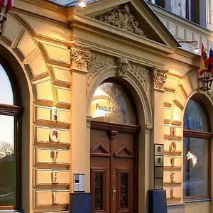 Superior Hotel