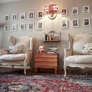  Bed & Breakfast Antique Maison Italia