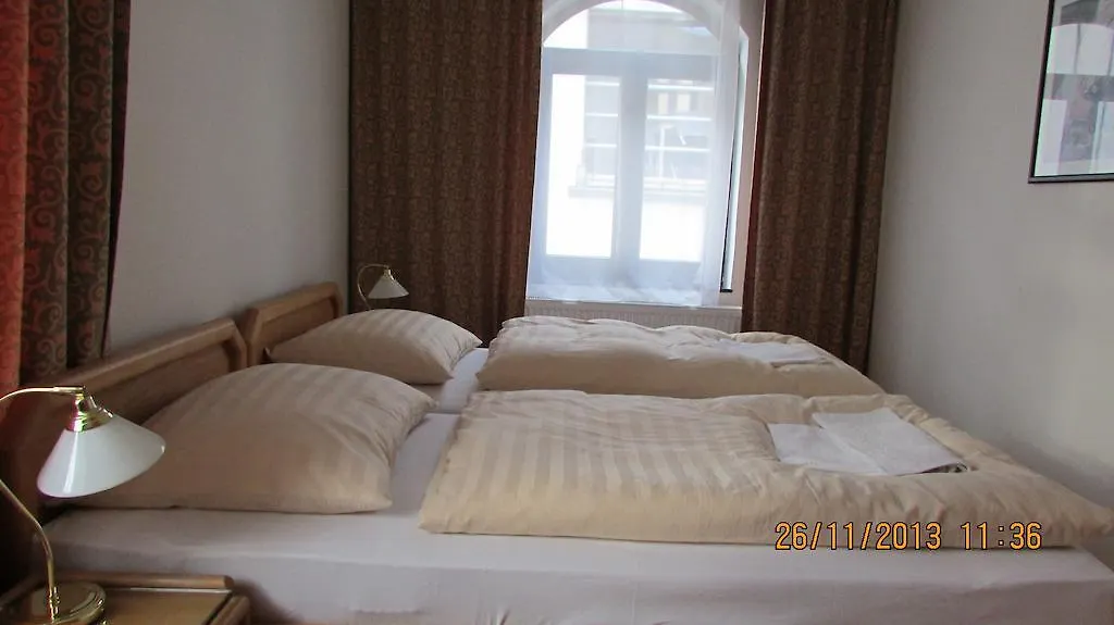 Villa Jinonice Prague Guest house