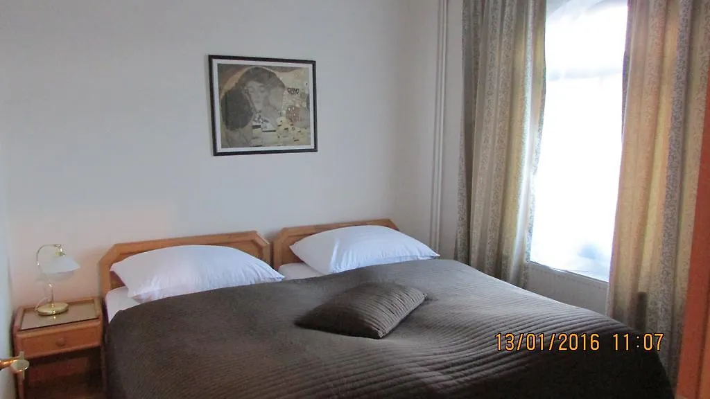 Villa Jinonice Prague Guest house